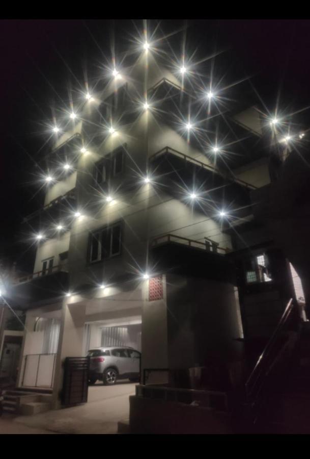 Moshis Nest Hotel Madurai Exterior foto