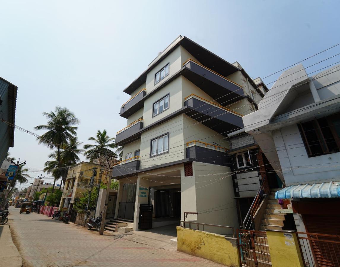 Moshis Nest Hotel Madurai Exterior foto