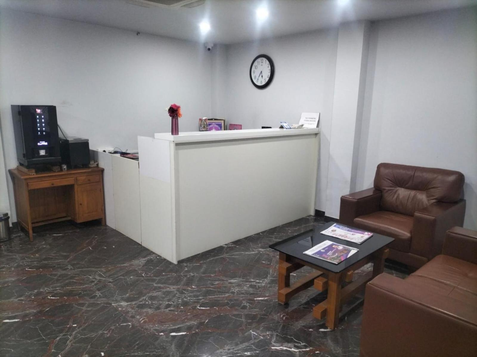 Moshis Nest Hotel Madurai Exterior foto